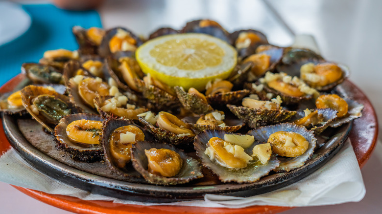 Grilled limpets