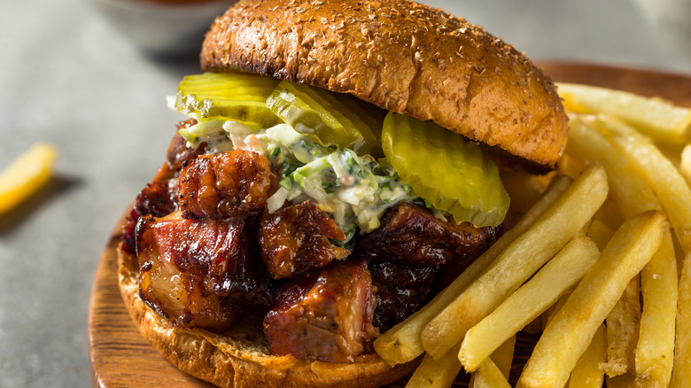 burnt ends sandwich