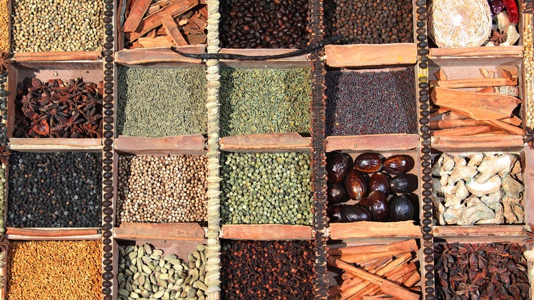 tray of spices