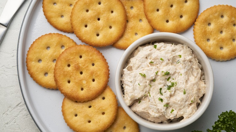 tuna spread with crackers