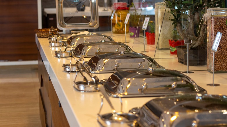 buffet pans with silver lids