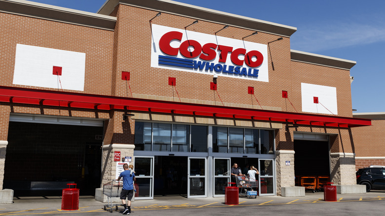 Costco storefront