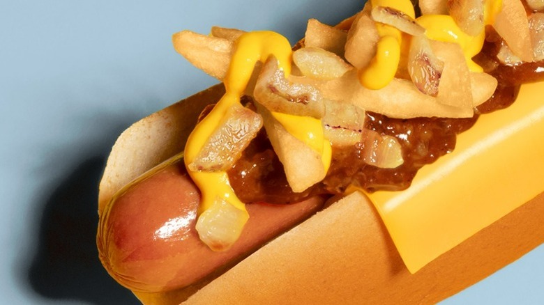 what-does-it-mean-to-order-a-hot-dog-wet-at-wienerschnitzel