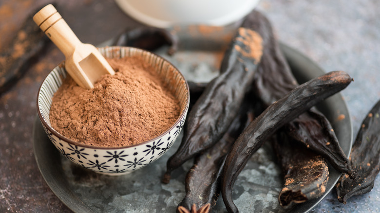 Carob powder and pods