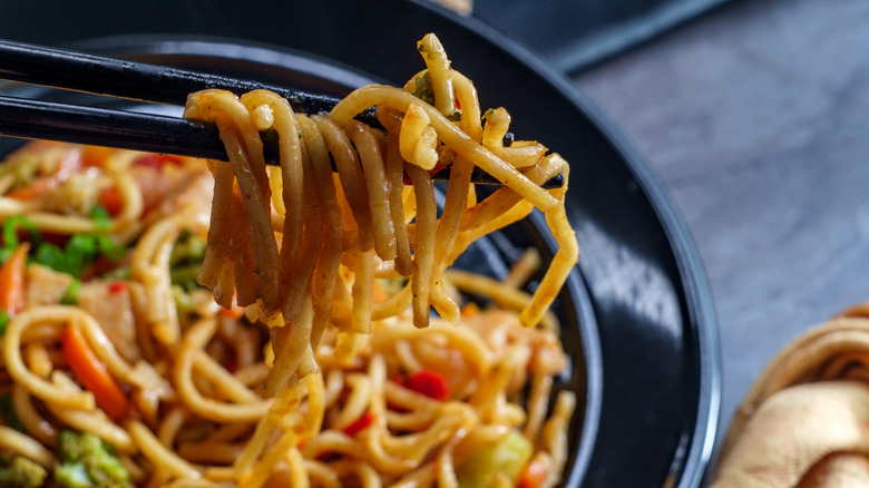 Plate of yi mein with chopsticks