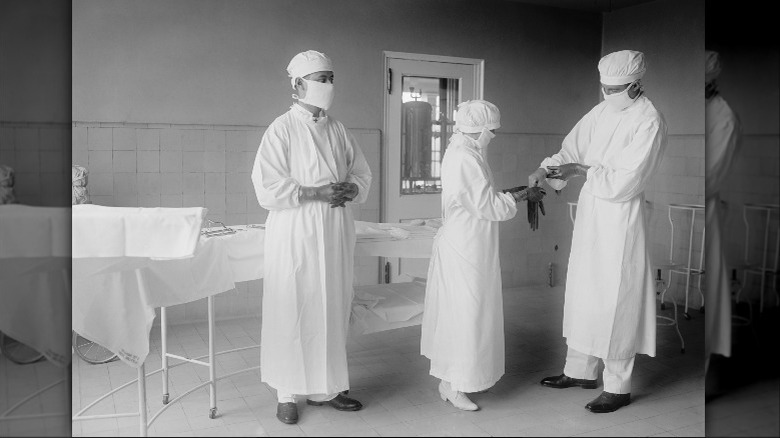 surgeons 20th century