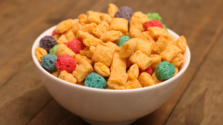 Bowl of Cap'n Crunch berries