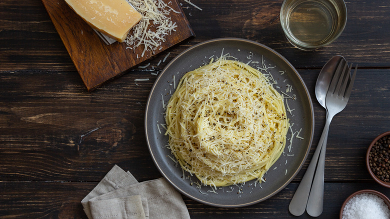 Pasta dish with grated cheese