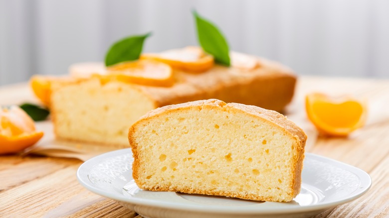 pound cake with mandarin oranges