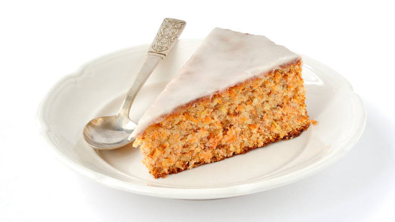 Italian carrot cake with white icing glaze