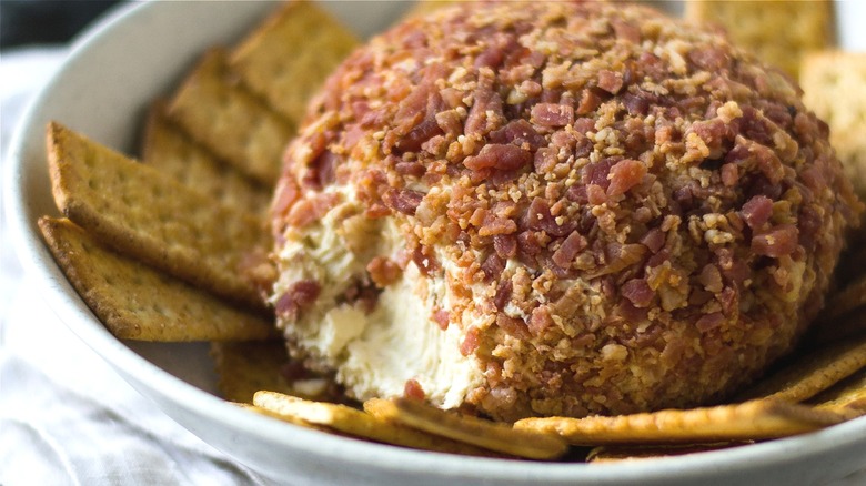 chipped beef cheese ball snack