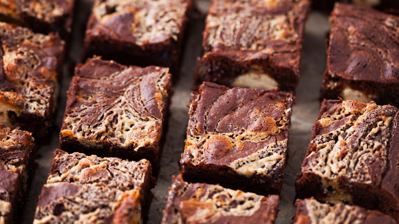 Marble brownies with chocolate tahini 