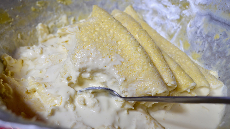 making clotted cream