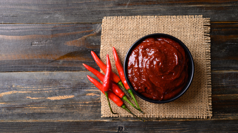 Gochujang bowl and Korean peppers 