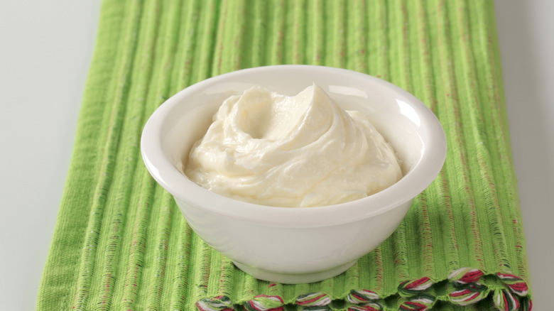 bowl of onion cream