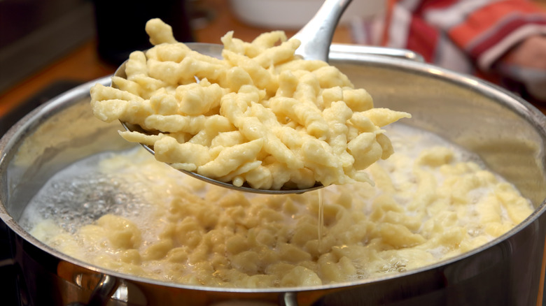 A pot of spätzle