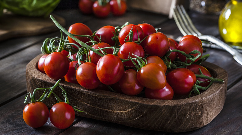 cherry tomatoes in bowl