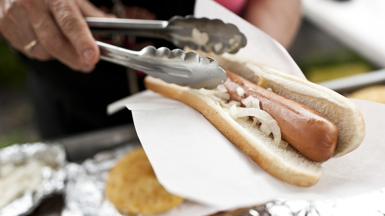 What It Was Like To Eat At The First Hot Dog Stand