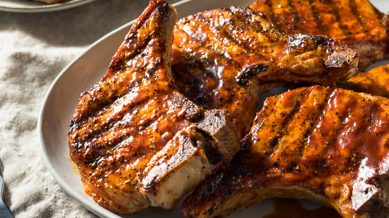 Grilled pork chops on a plate