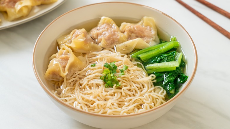 Wonton noodle soup