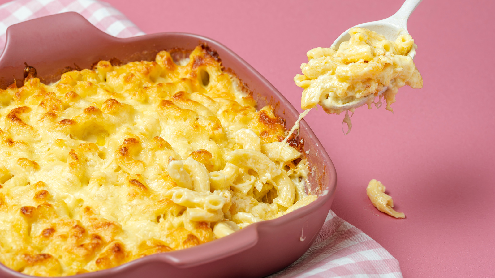 What Makes French-Style Mac And Cheese Different From The Rest?