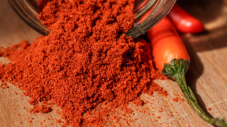 paprika and red pepper