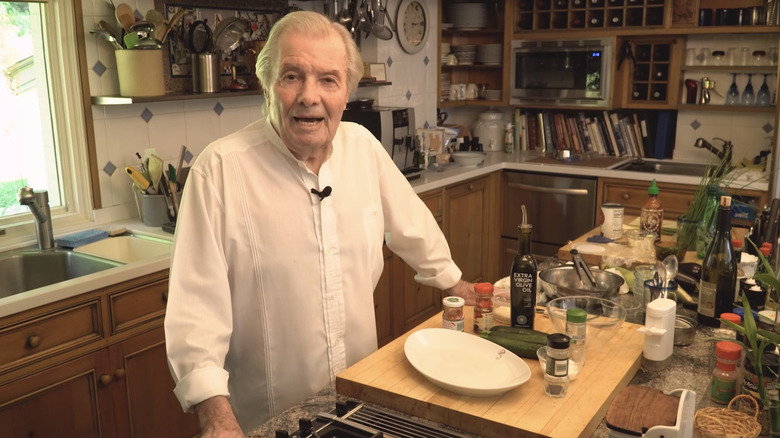 Screenshot of Jacques Pépin in his kitchen