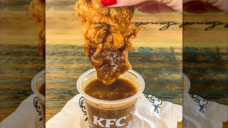 KFC dipping chicken in gravy