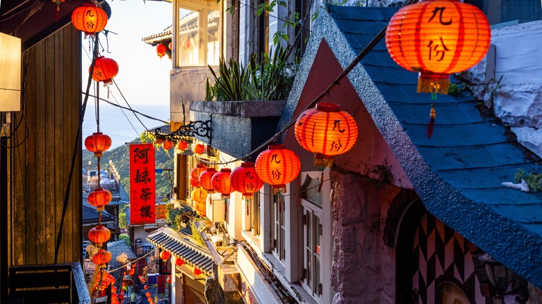 Taiwan street with lanterns