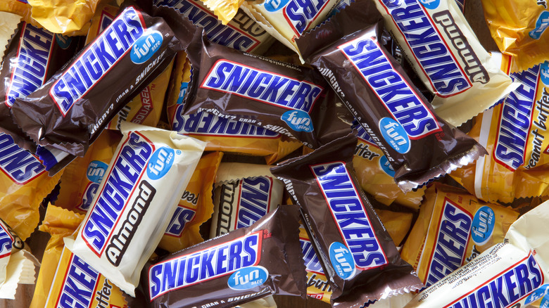 fun-sizes Snickers variety