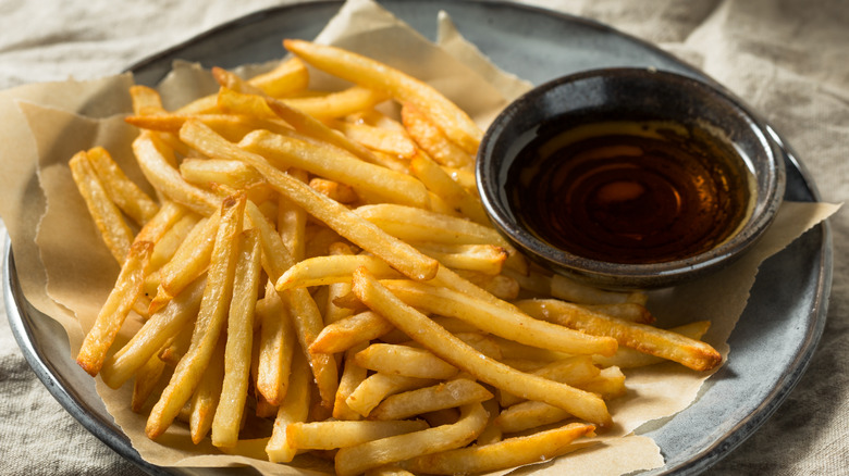 malt vinegar and fries