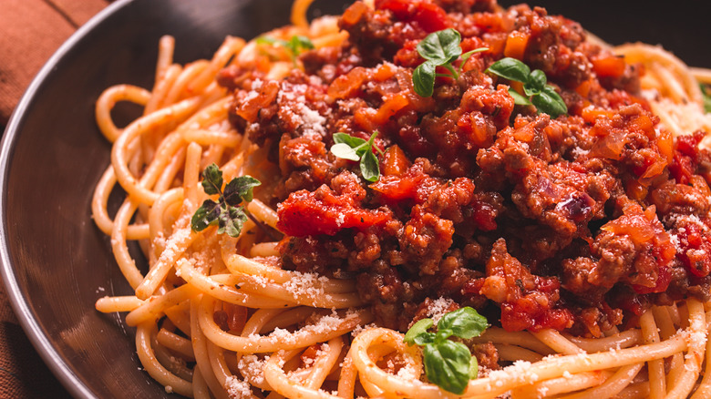 spaghetti bolognese