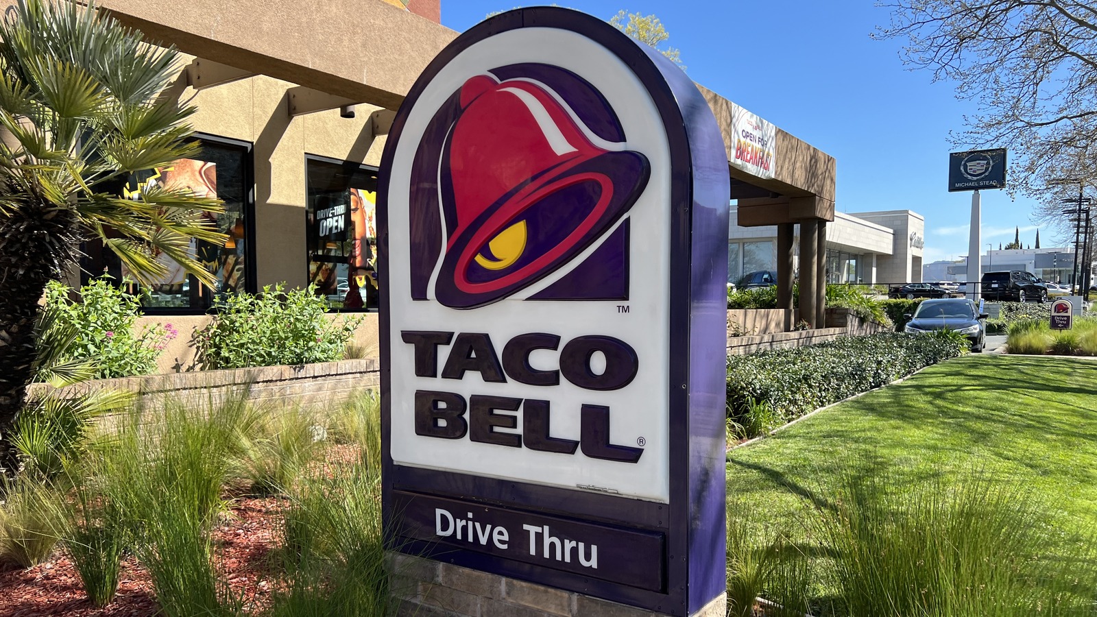 What Time Does Taco Bell Start Serving Lunch 0766