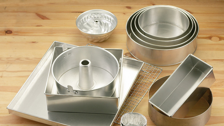 Assortment of baking pans