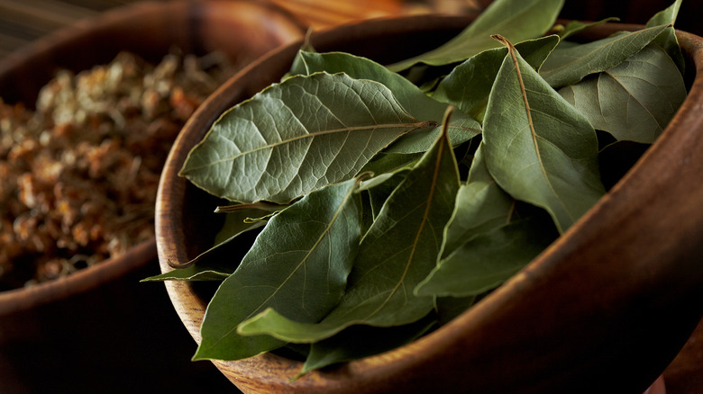 bay leaves