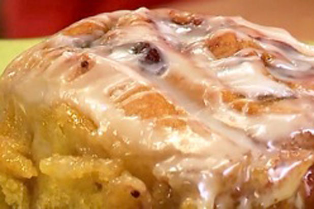 Pumpkin Cranberry Cinnamon Rolls with Maple Icing