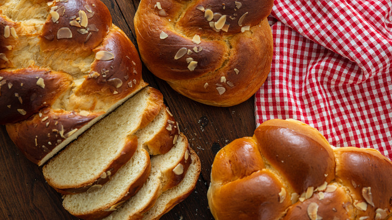 Challah bread loaves and slices