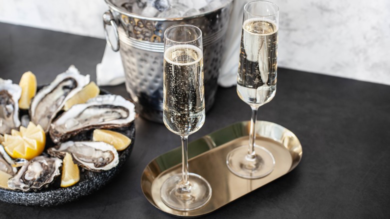 Oysters with champagne