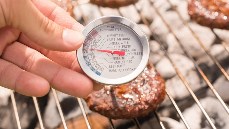Meat thermometer testing ground beef