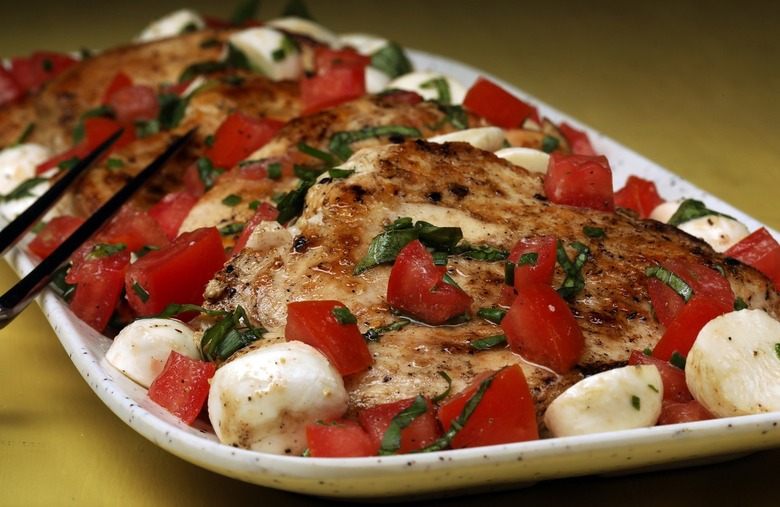 Griddle-Seared Chicken With Caprese-Style Tomatoes