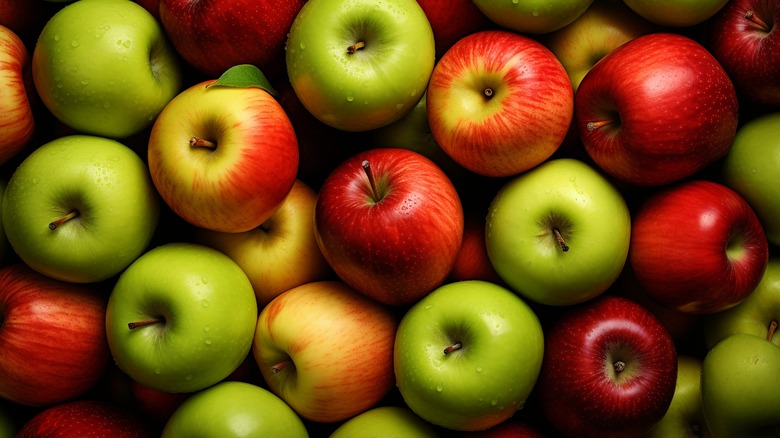 Green and red apples