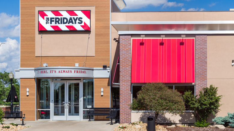 TGI Friday's storefront