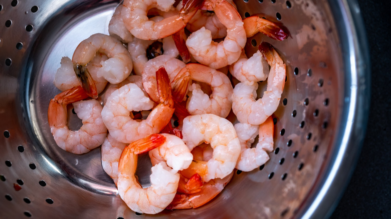 cooked shrimp in strainer