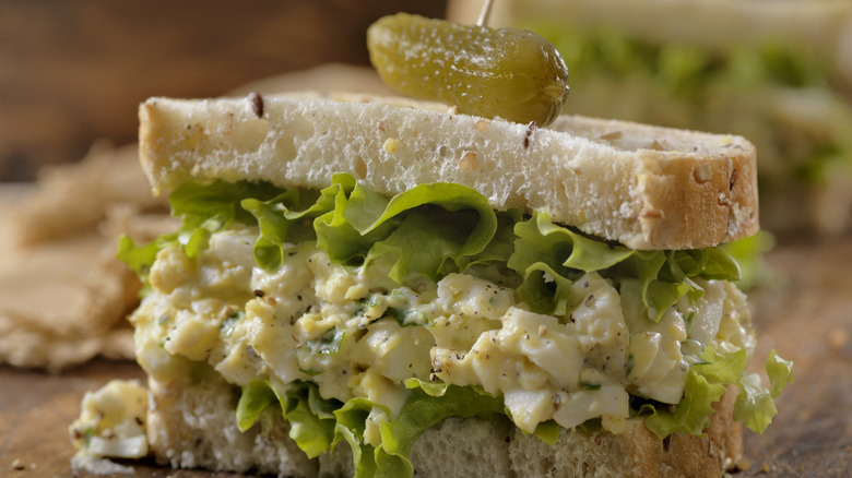 Egg salad sandwich with pickle