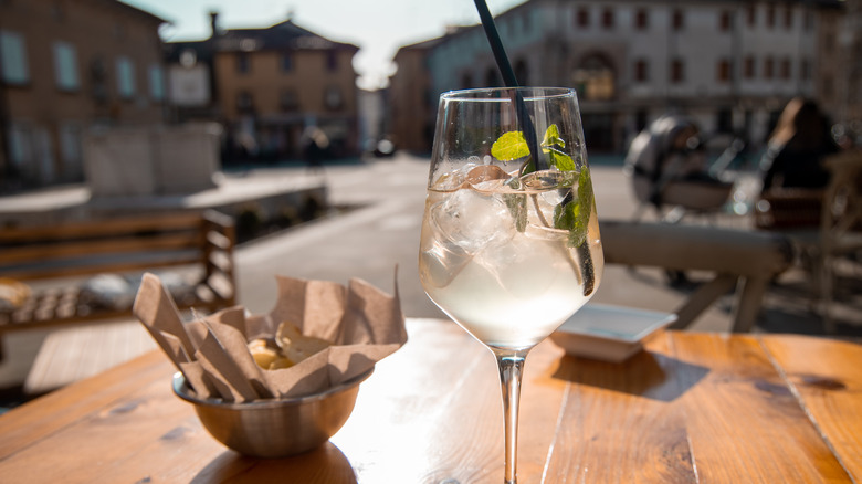 Hugo Spritz cocktail in Italian square