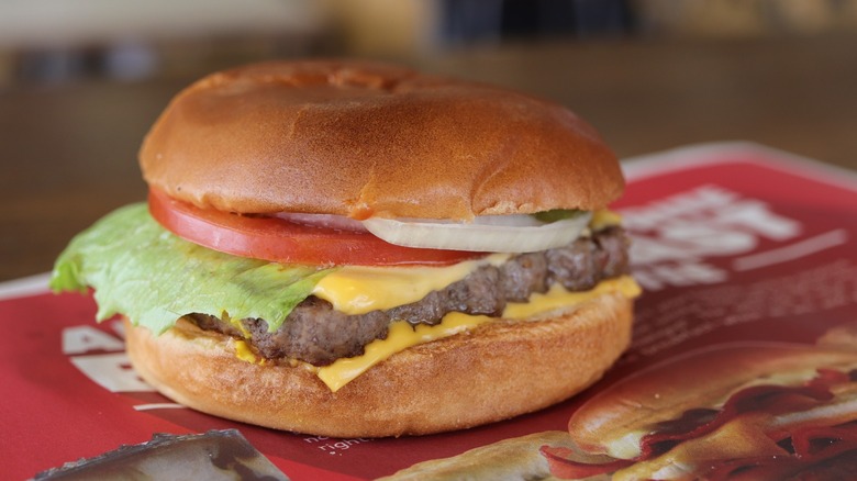 Wendy's Dave's single burger