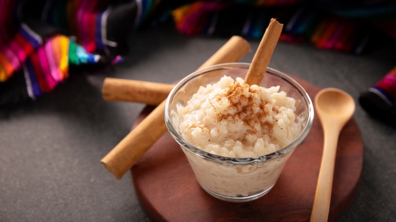 rice pudding in a glass bowl