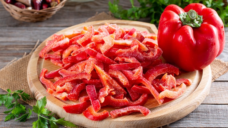 Frozen sliced bell pepper