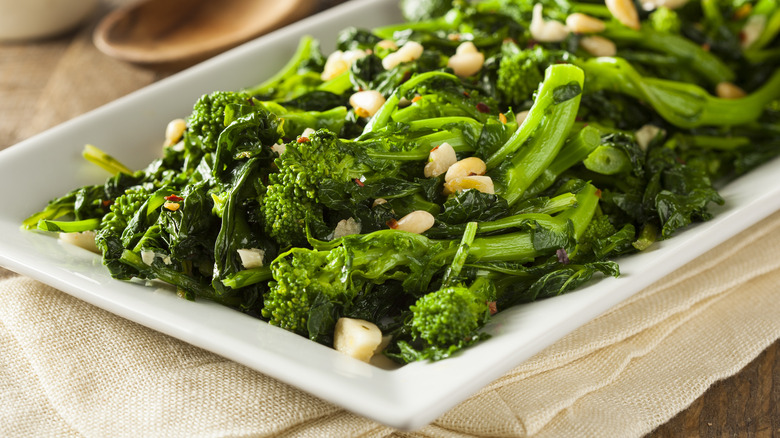 Cooked broccoli rabe with garlic