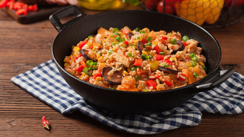 jambalaya in wok